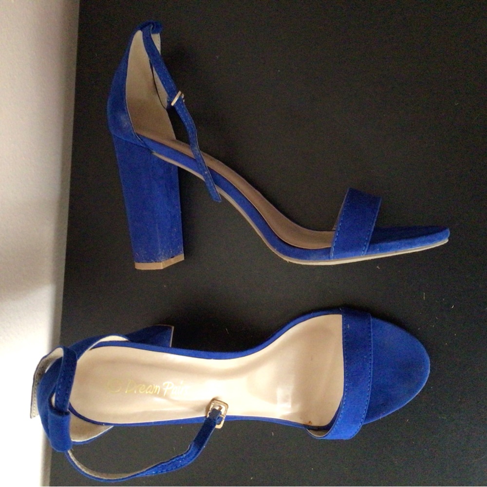High heels sandals